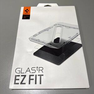 Spigen 2024 iPad Pro 13-inch M4 Screen Protector GLAS.tR EZ‎ Fit AGL07788